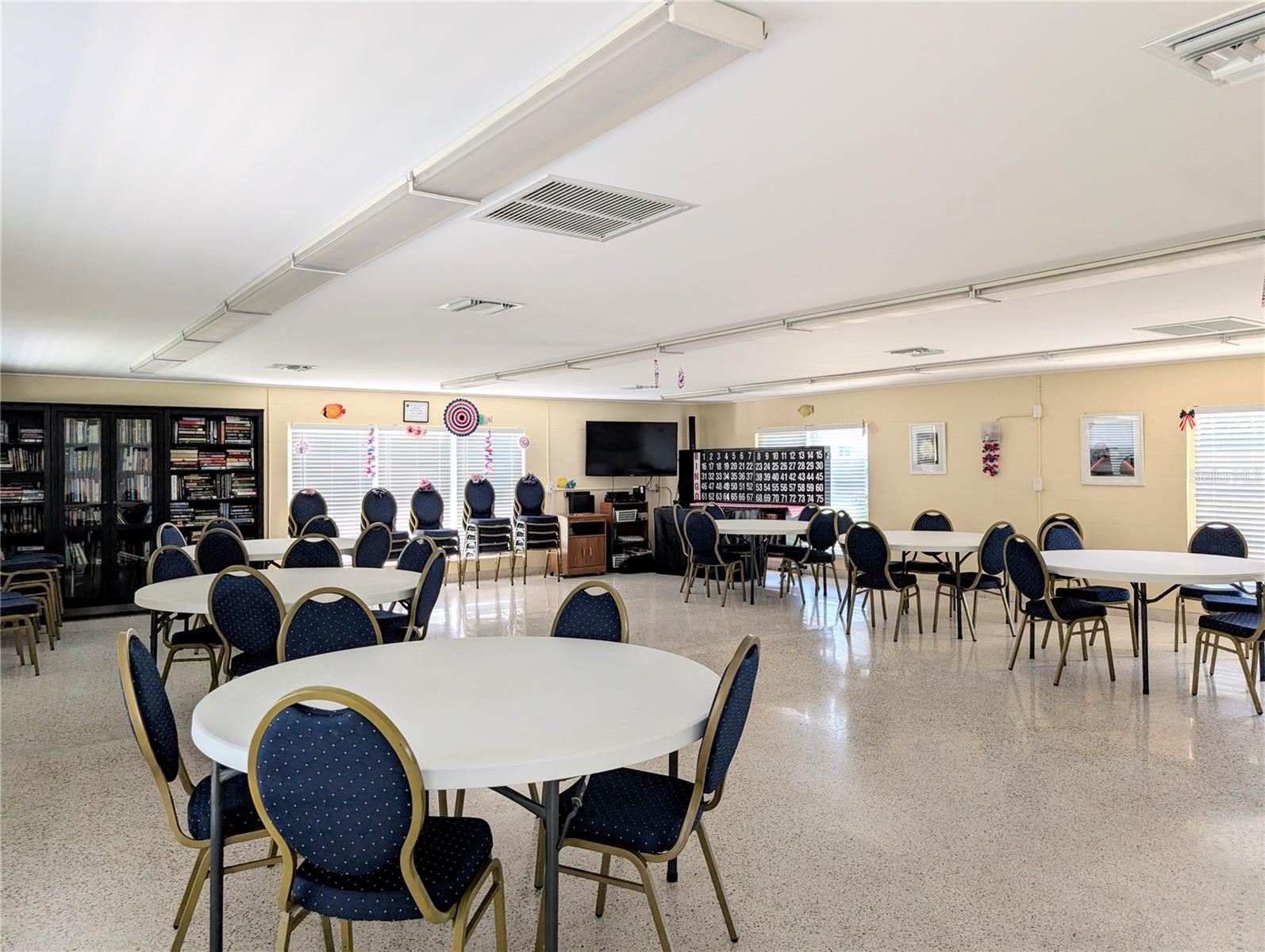 BAYSHORE GARDENS APTS 7 - Residential