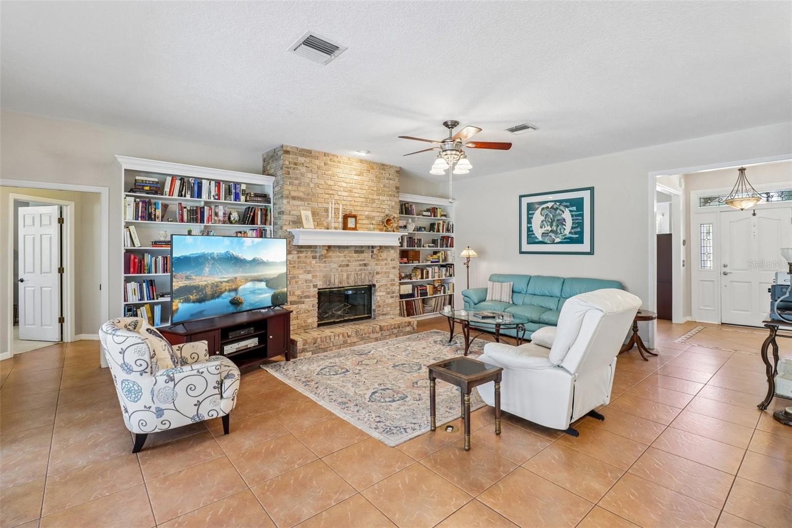 1616 REGAL COVE COURT
