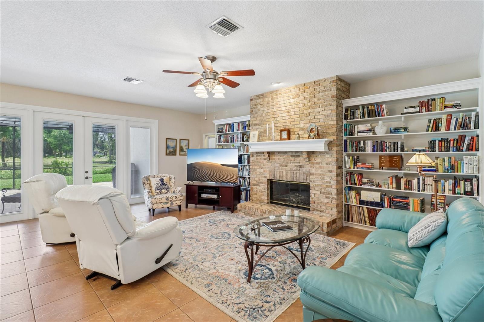 1616 REGAL COVE COURT