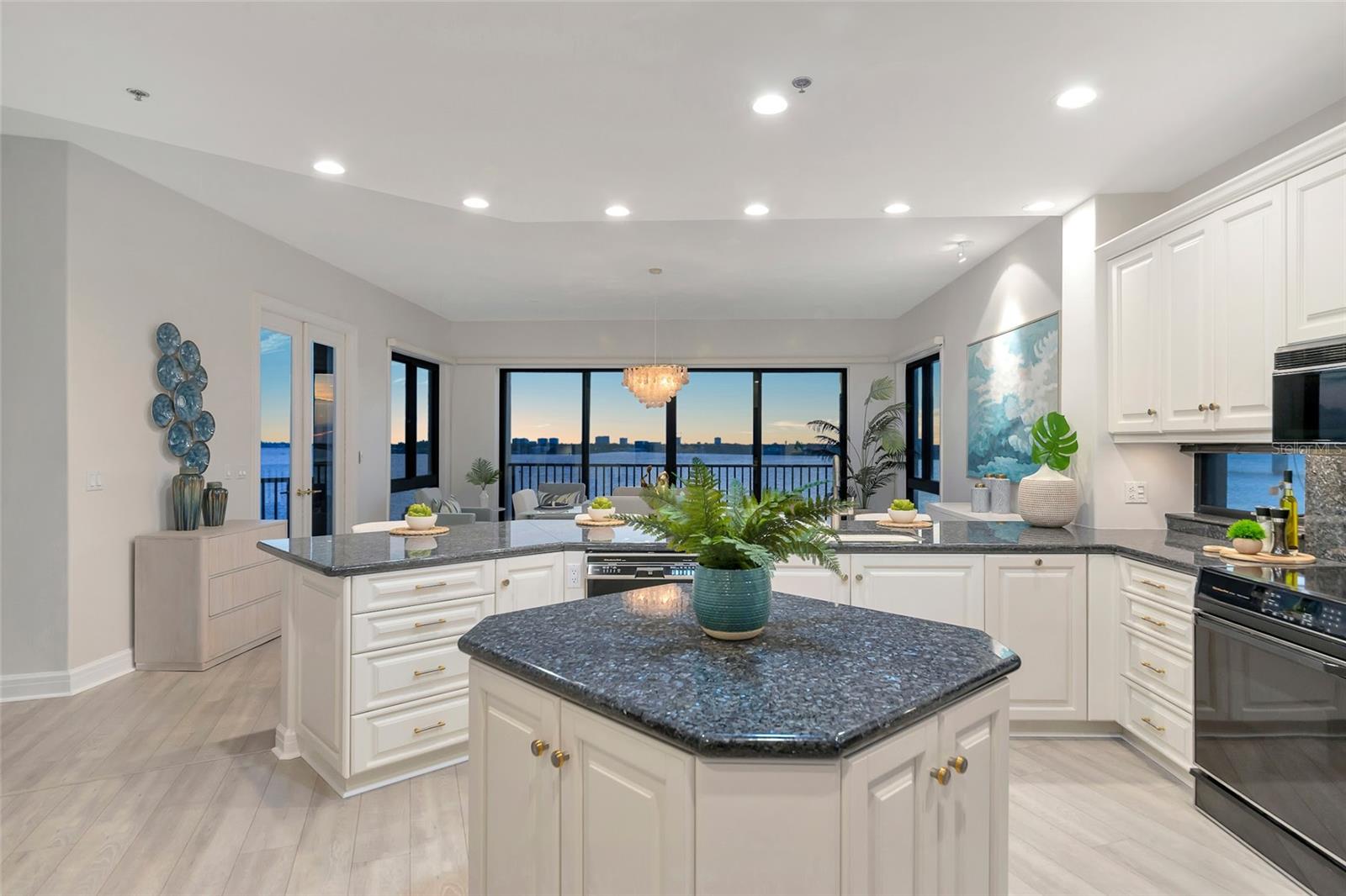 RENAISSANCE - Residential