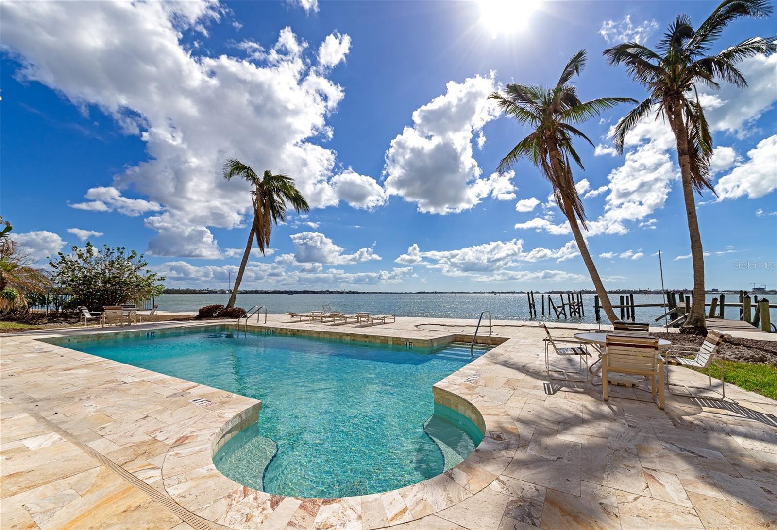 RENAISSANCE - Residential