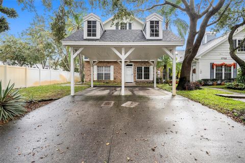 A home in PALM HARBOR