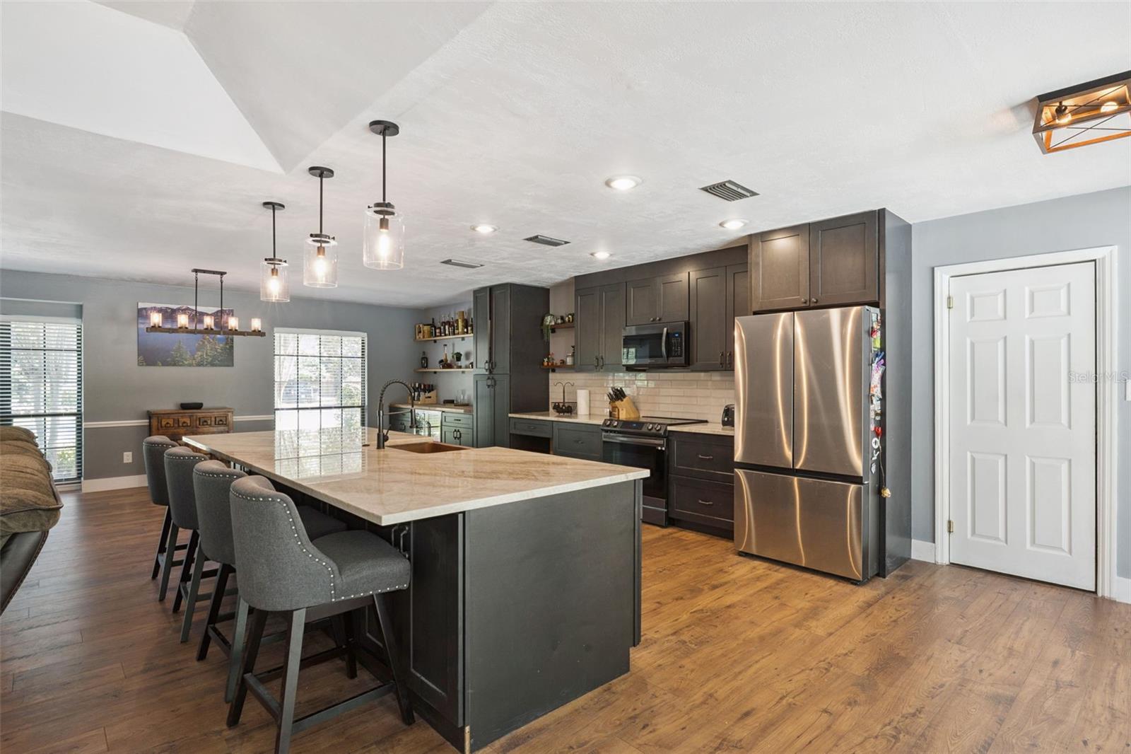 BENT OAK PH 01 - Residential