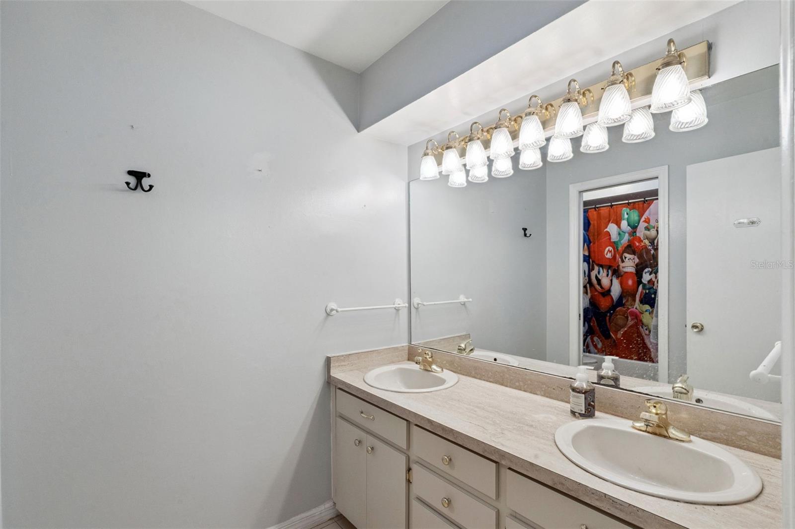 BENT OAK PH 01 - Residential