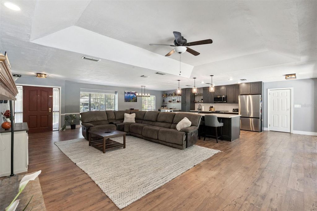 Photo of 432 Burnt Tree Lane, Apopka, FL 32712 (MLS # O6401742)