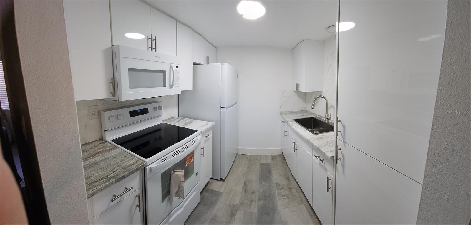 VILLAGE APTS PH 1 - Residential