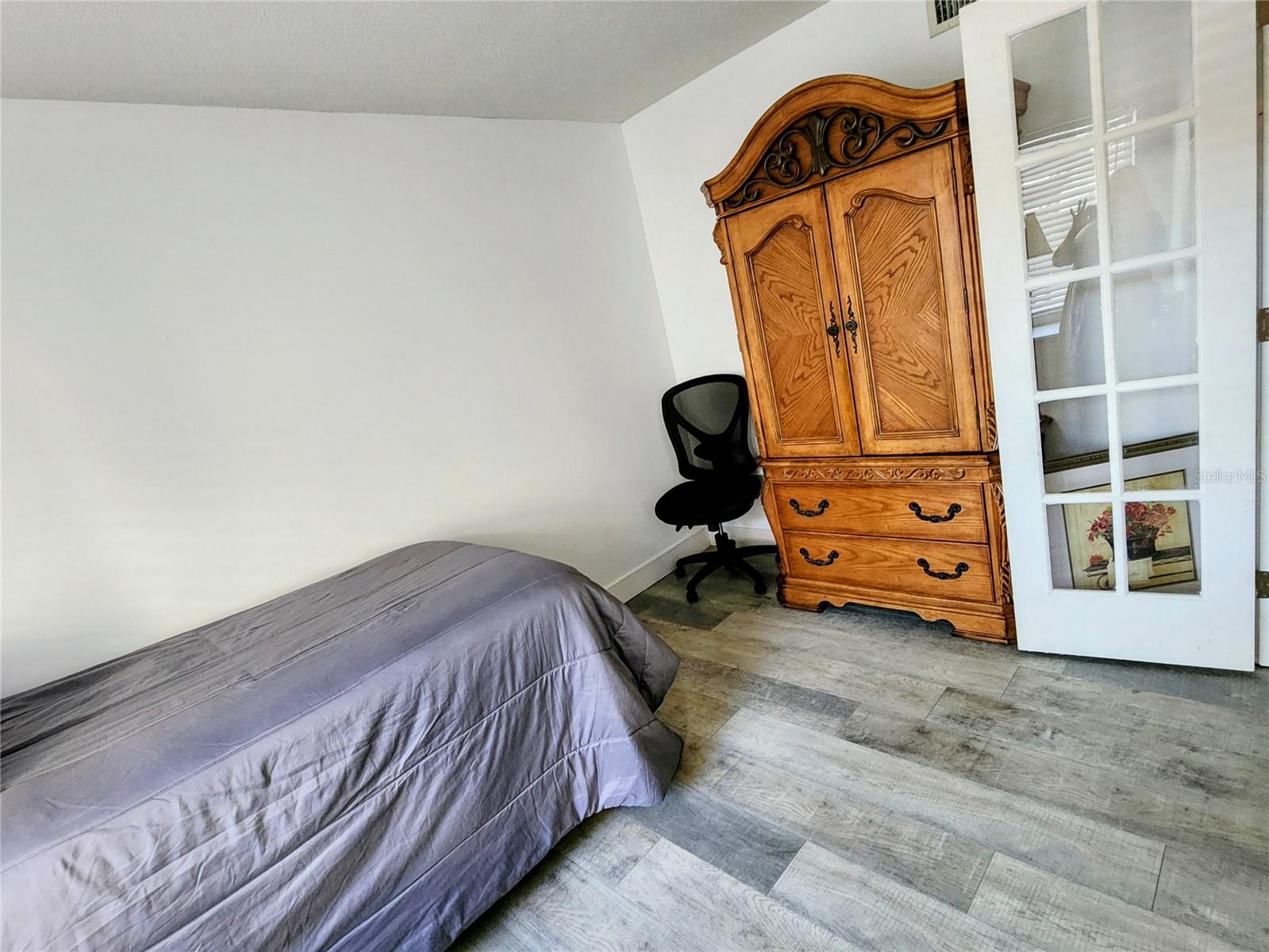 VILLAGE APTS PH 1 - Residential