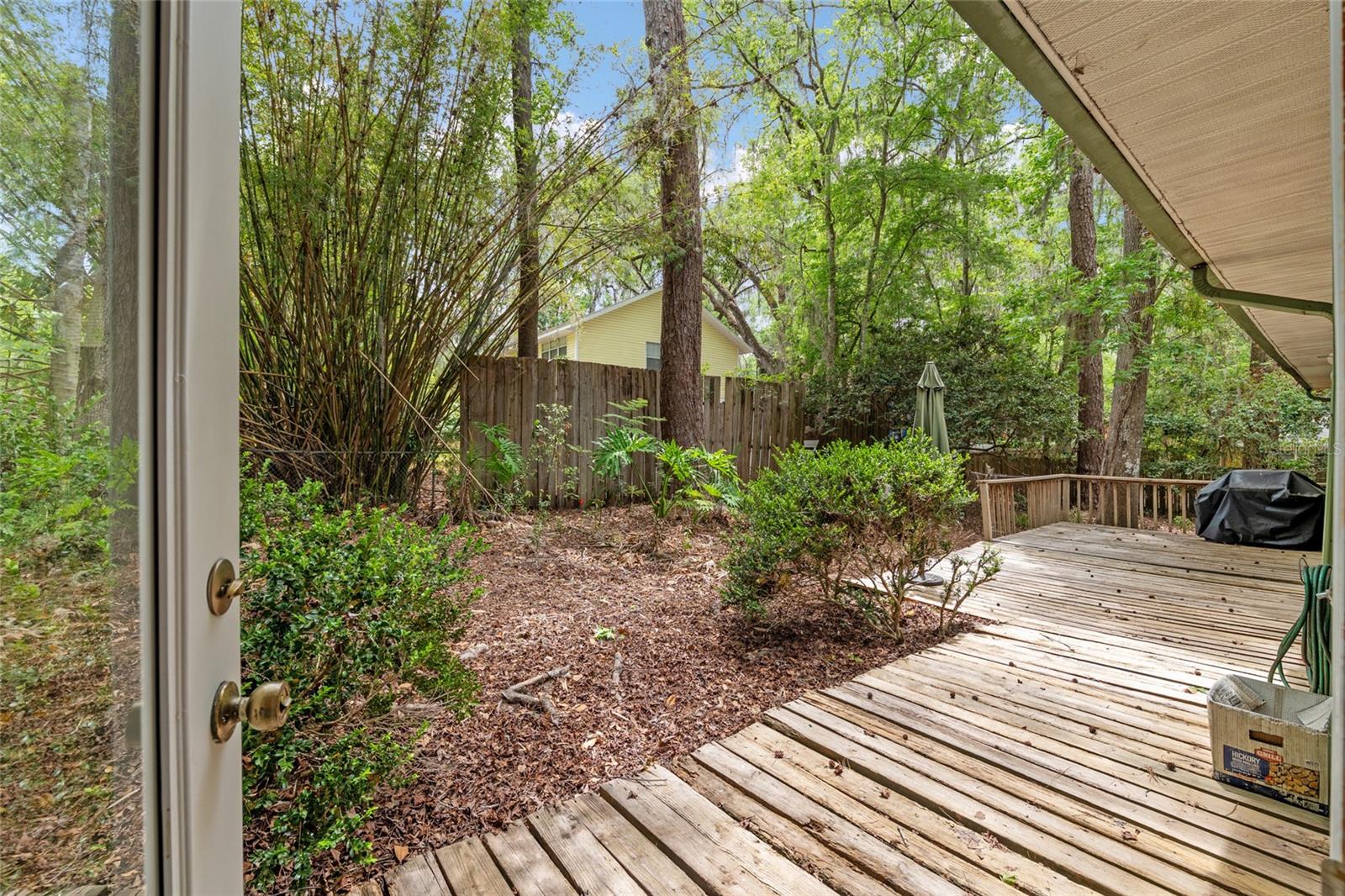 BLACK PINES - Residential