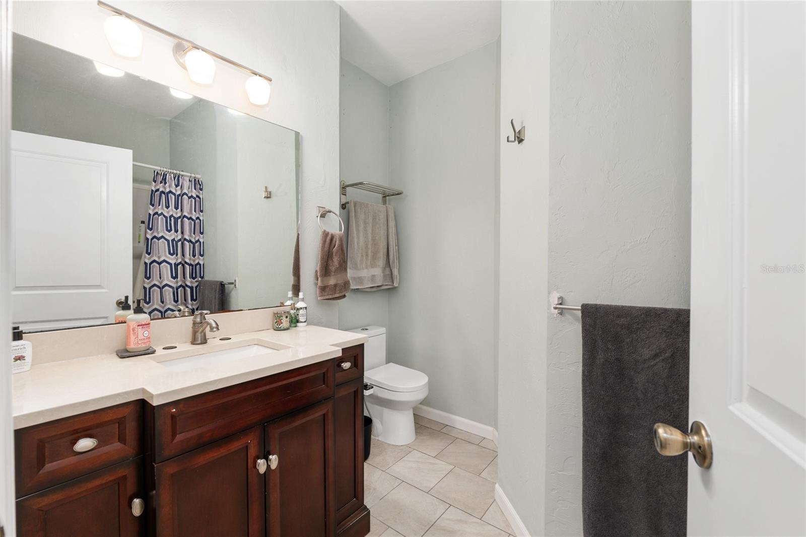 BLACK PINES - Residential