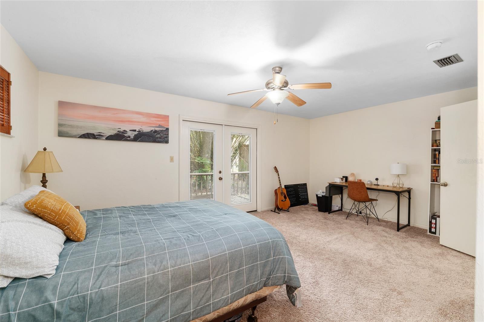 BLACK PINES - Residential