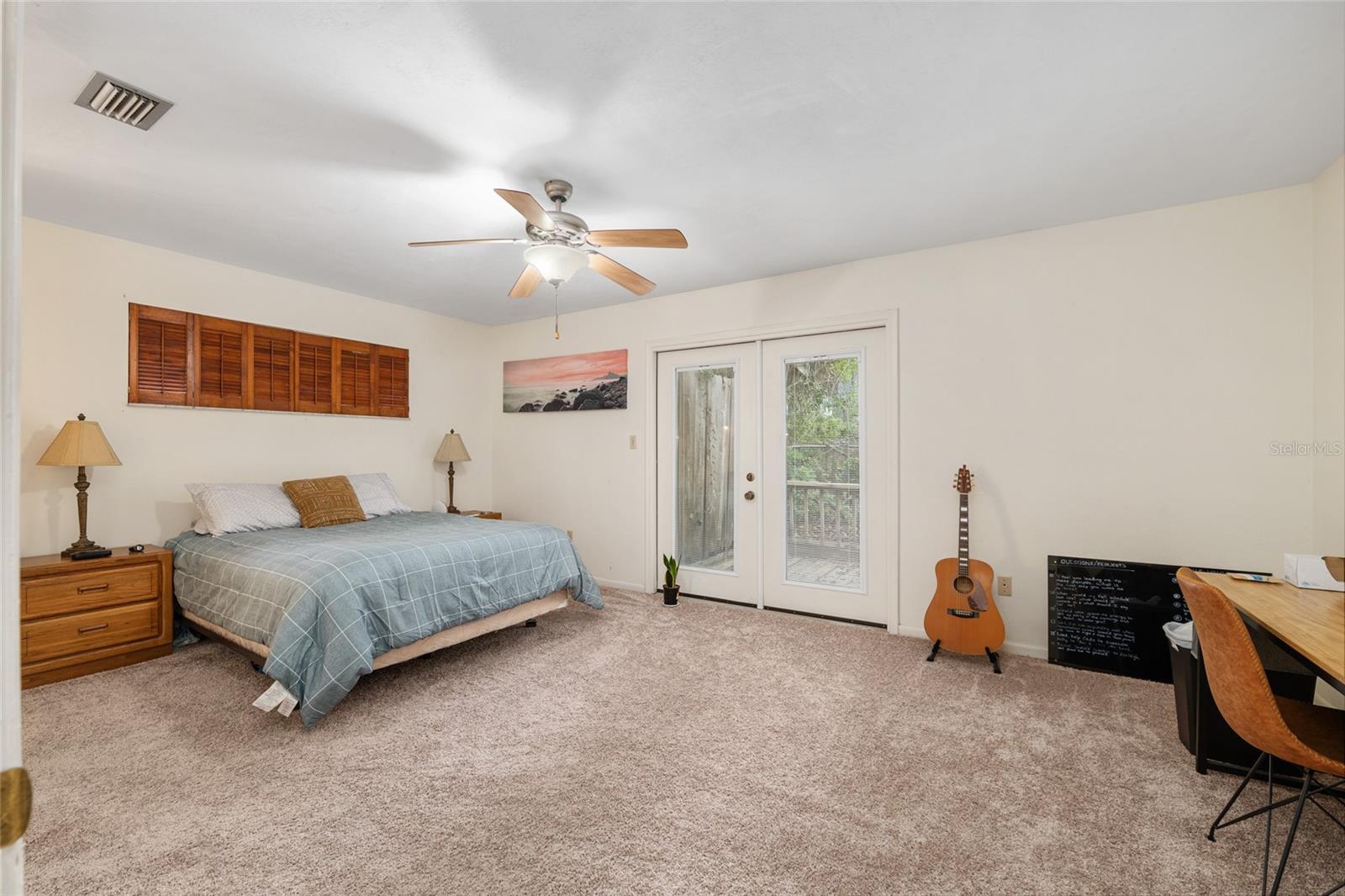 BLACK PINES - Residential