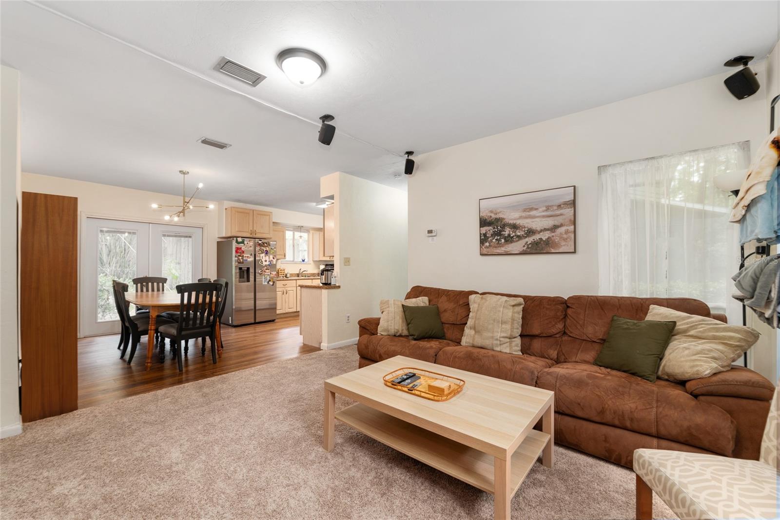 BLACK PINES - Residential