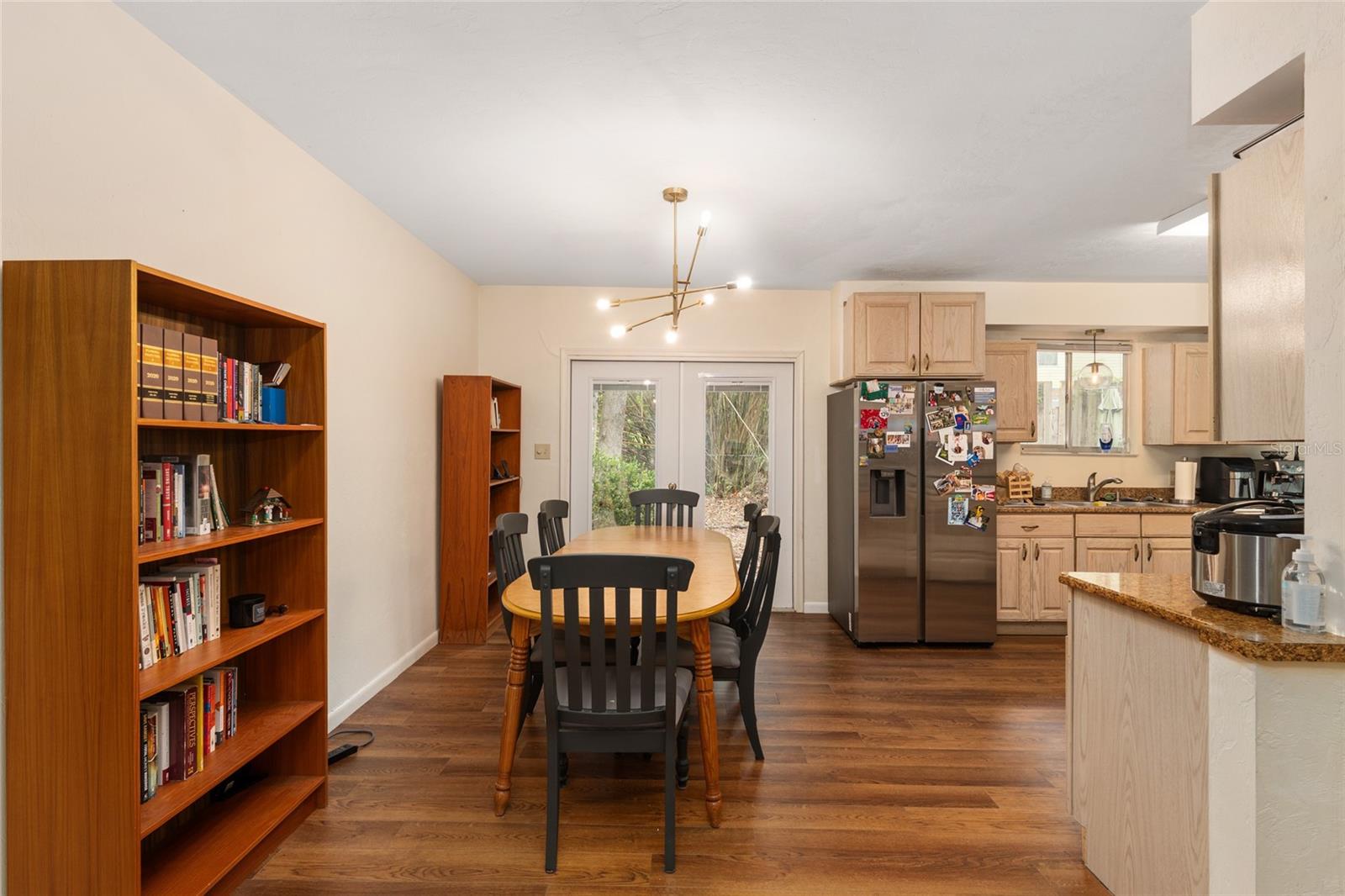 BLACK PINES - Residential