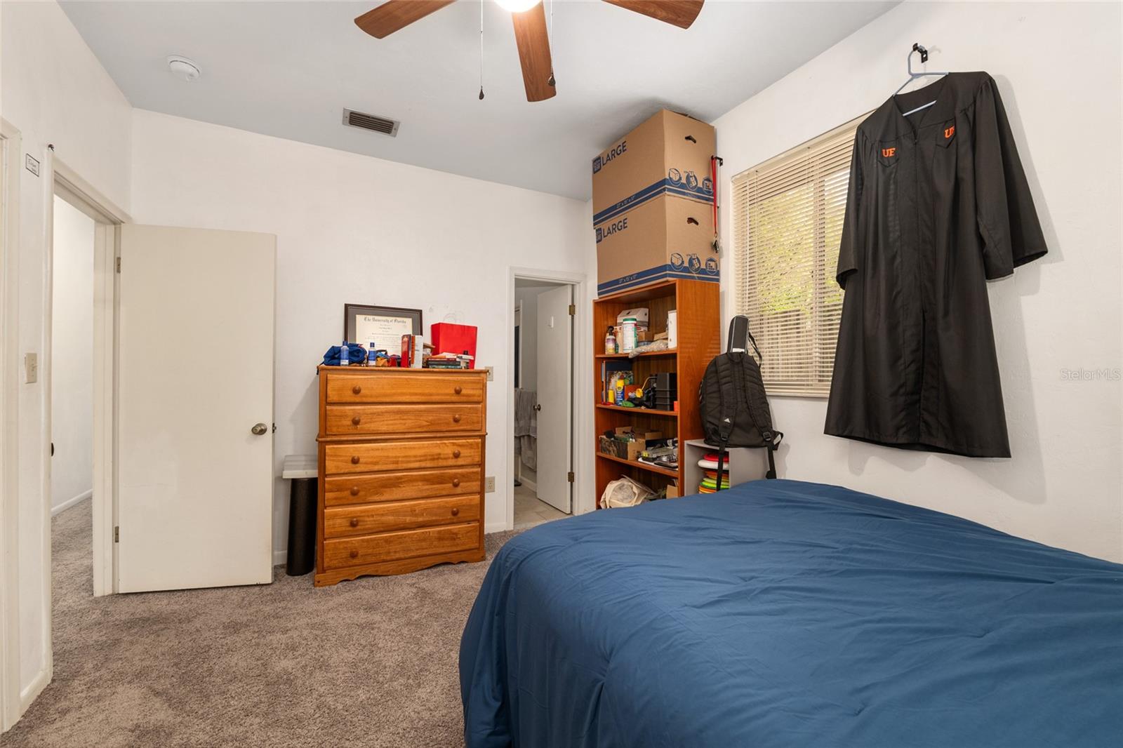 BLACK PINES - Residential