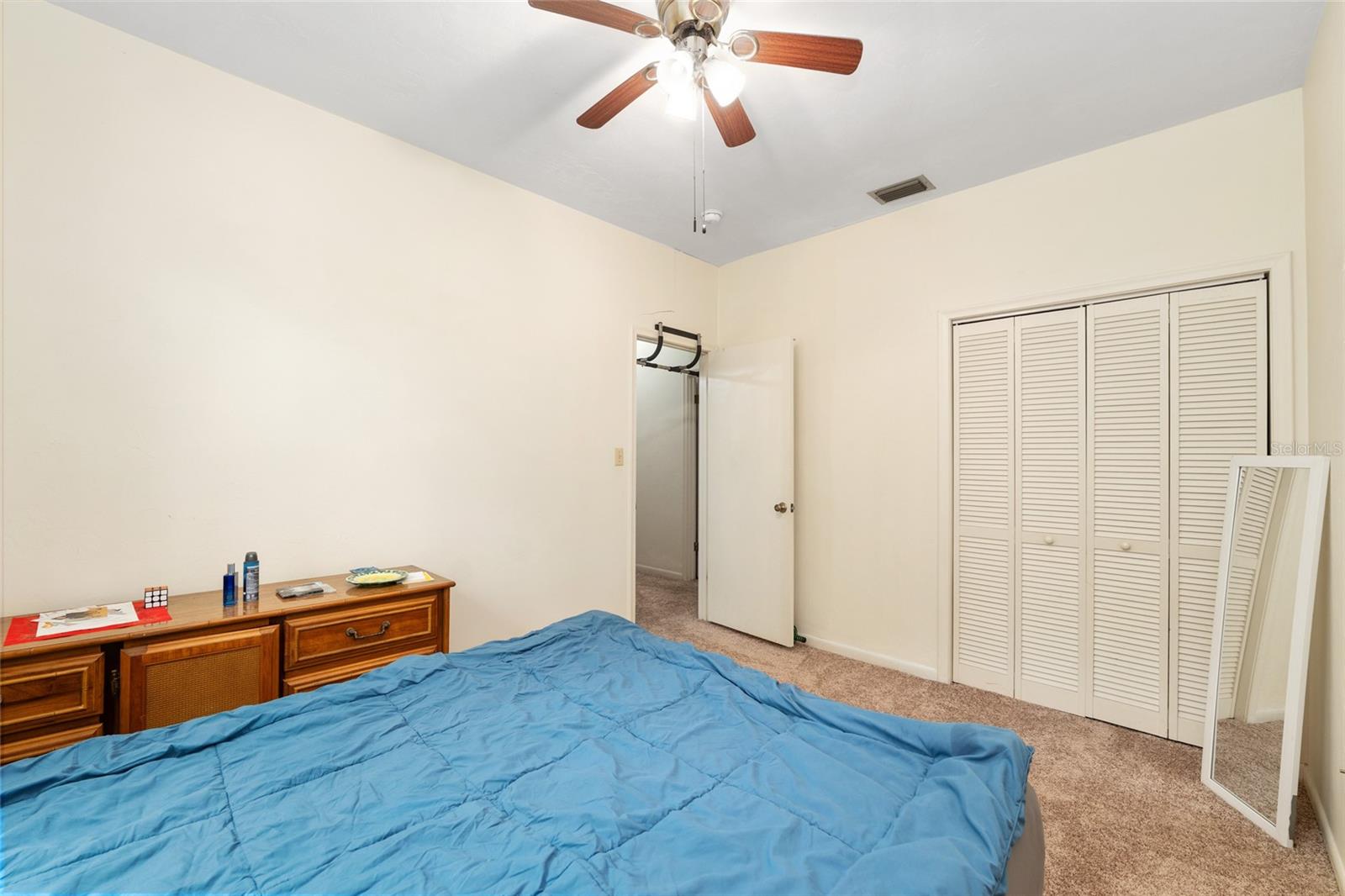 BLACK PINES - Residential