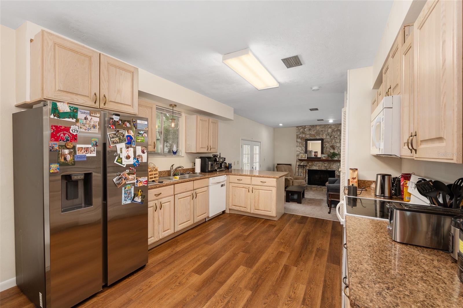 BLACK PINES - Residential