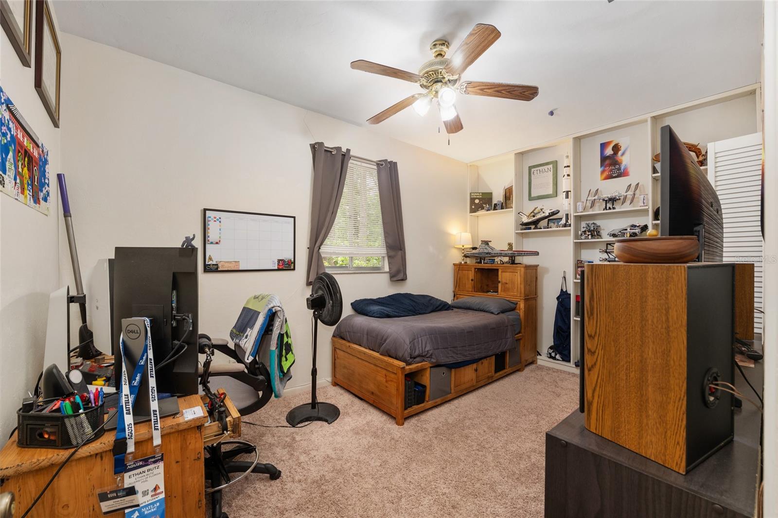 BLACK PINES - Residential