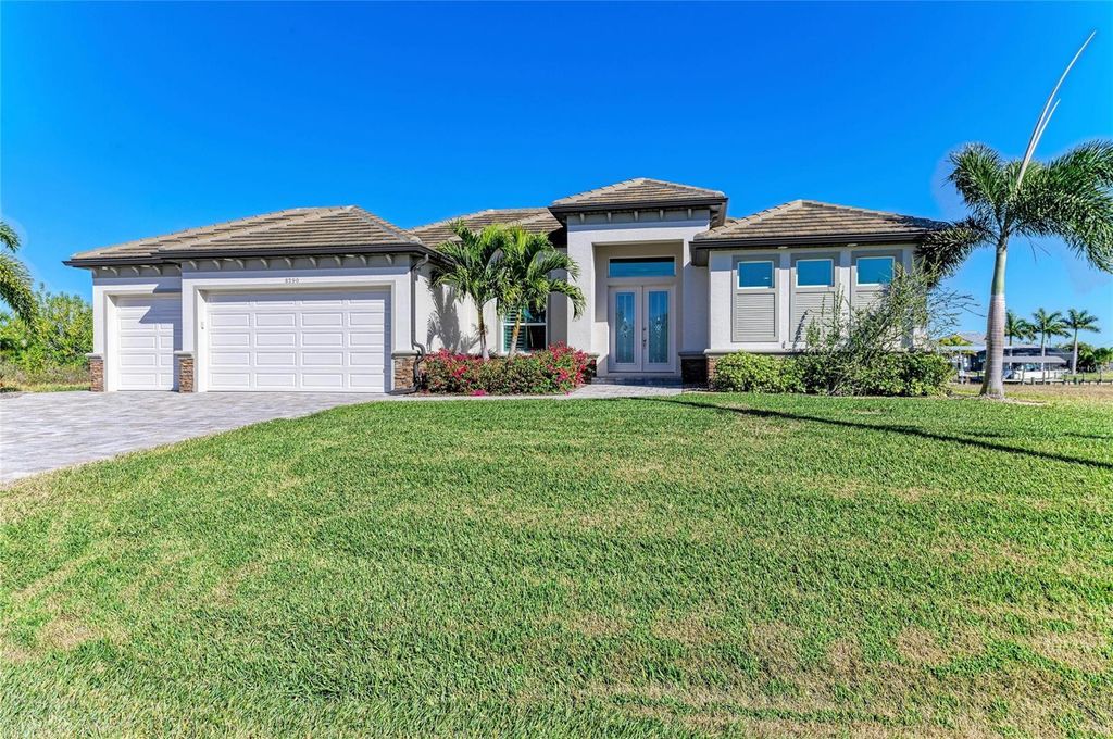 Photo of 8290 Tracy Circle, Port Charlotte, FL 33981 (MLS # D6145999)
