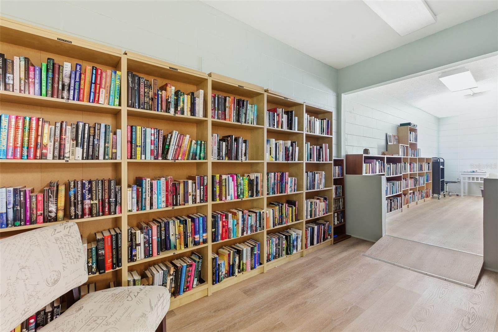 TOWN APTS CONDO - Residential