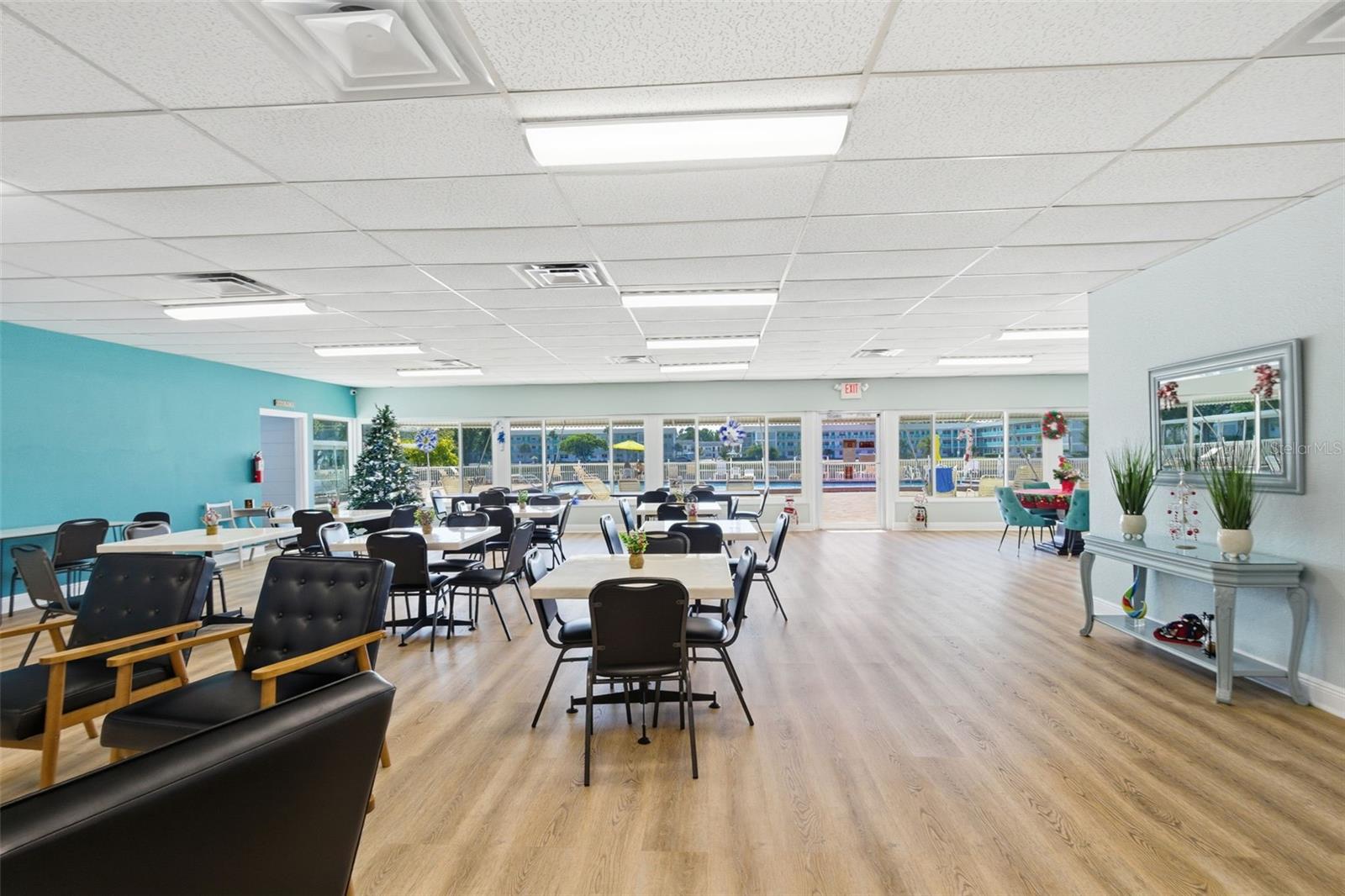 TOWN APTS CONDO - Residential