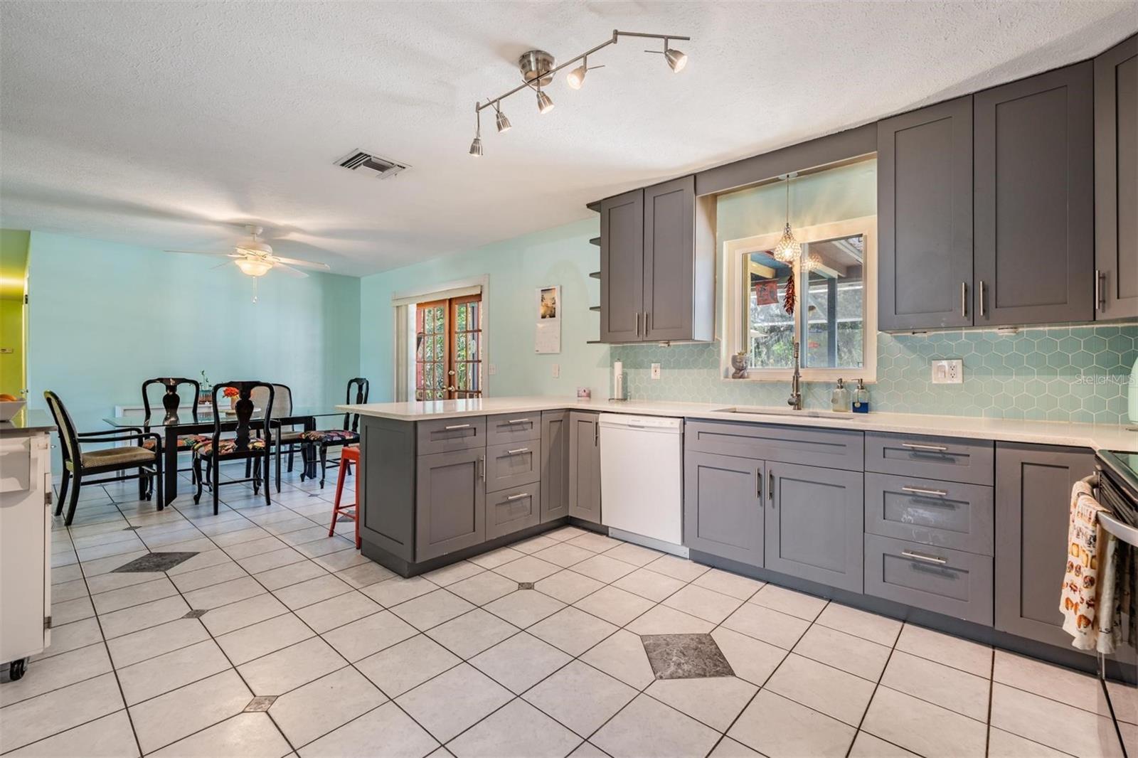 RANCH LAKE ESTATES UNIT 2 - Residential