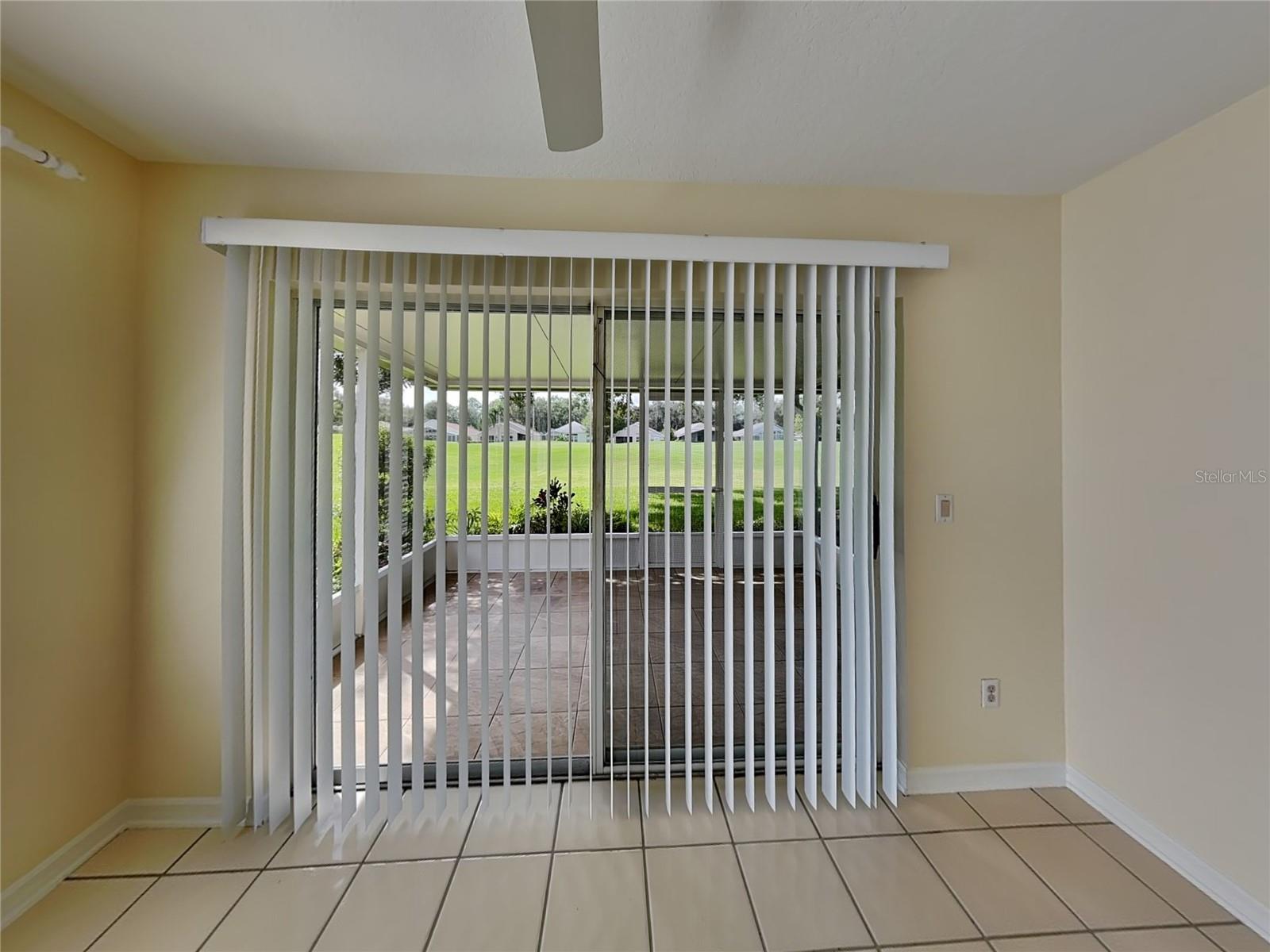 MOUNT DORA COUNTRY CLUB MOUNT DORA PH 02-1 - Residential Lease