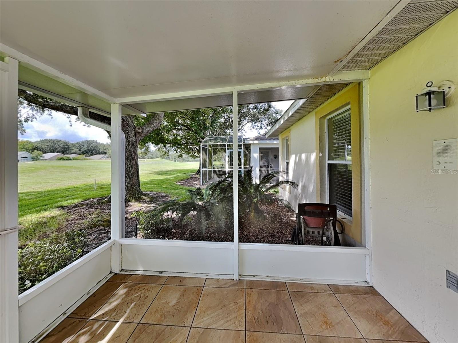 MOUNT DORA COUNTRY CLUB MOUNT DORA PH 02-1 - Residential Lease