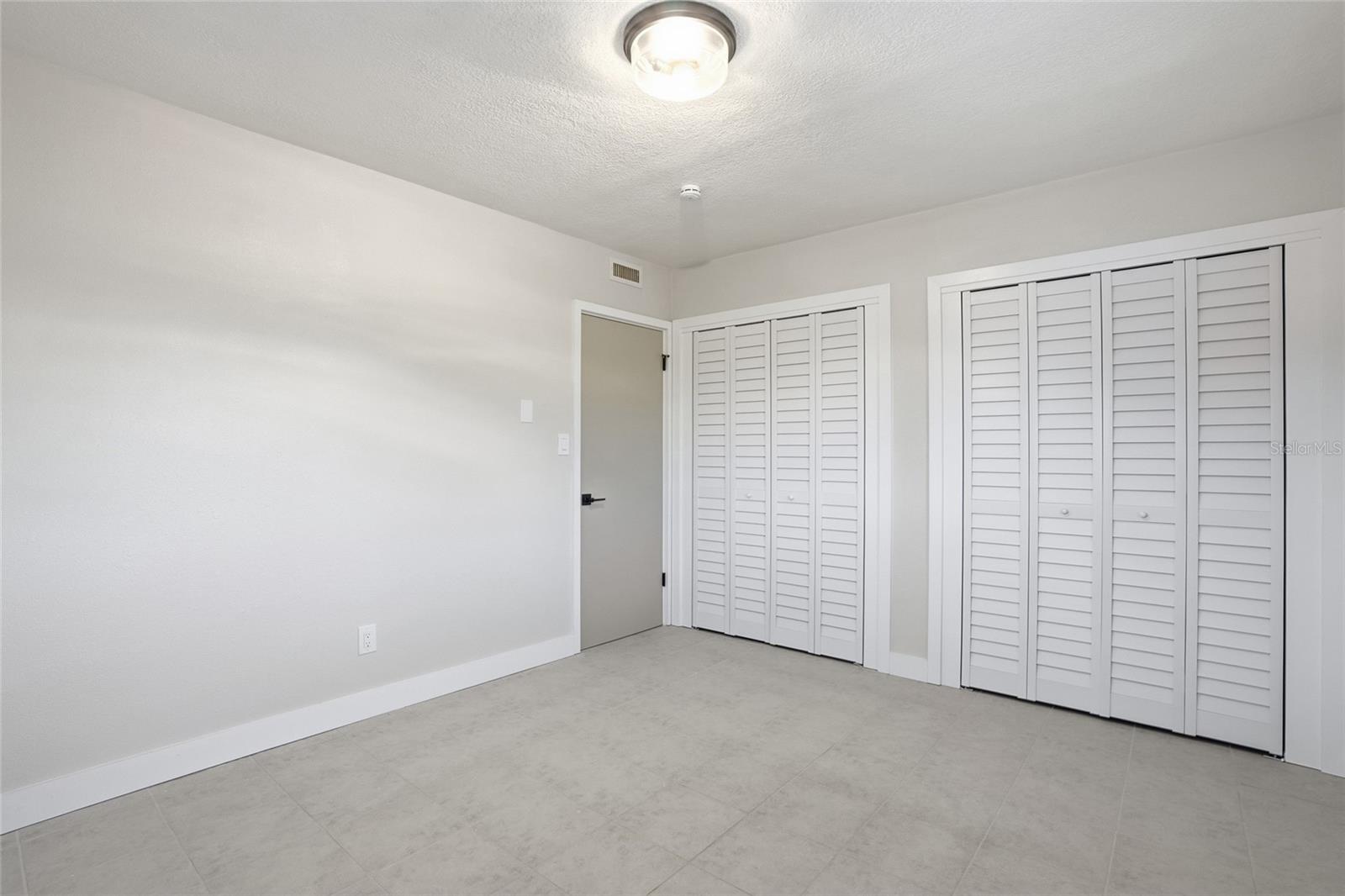 THREE PALMS POINT - Residential