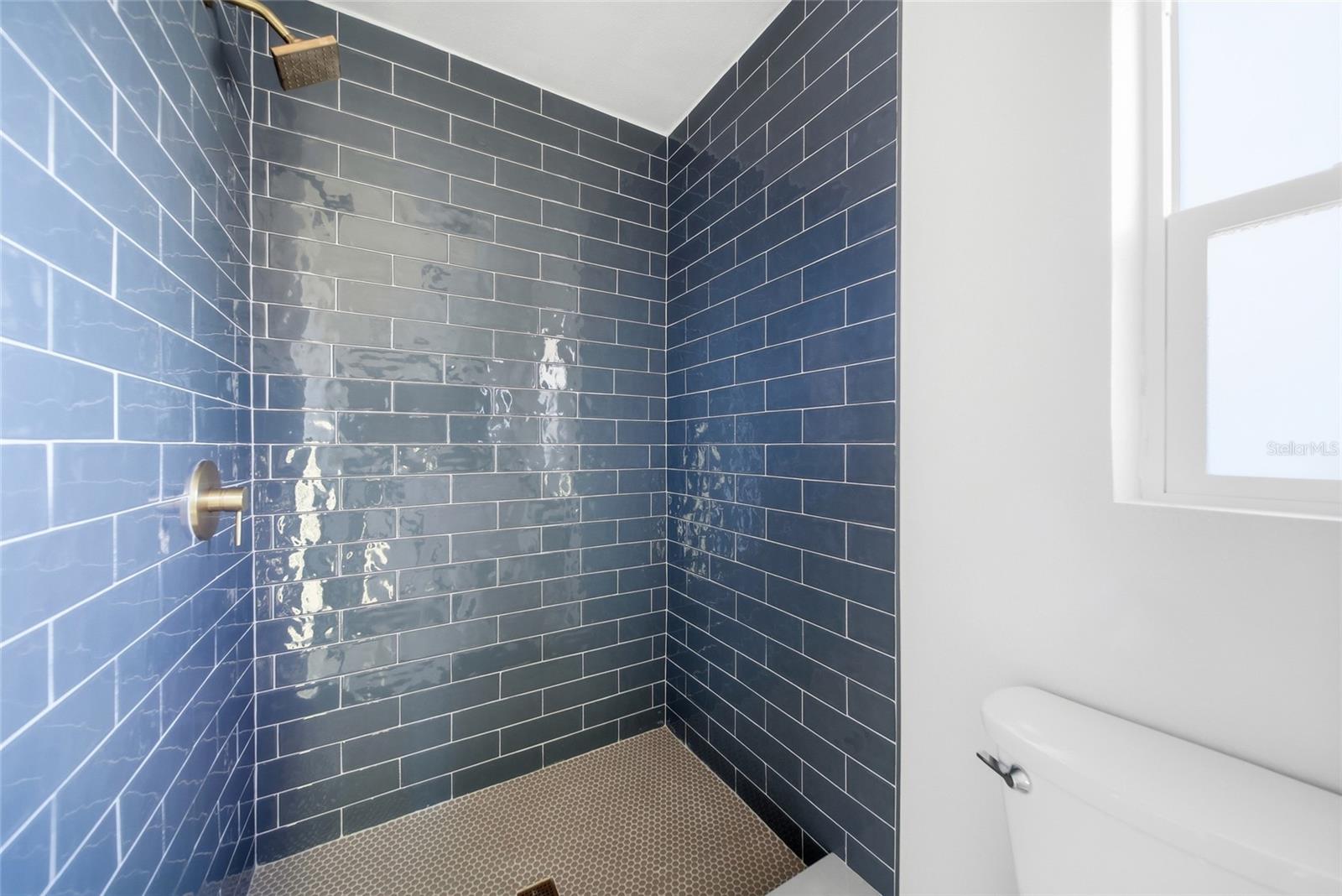 THREE PALMS POINT - Residential