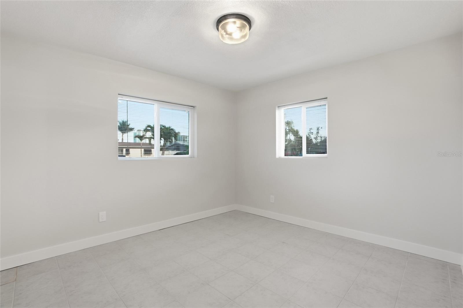 THREE PALMS POINT - Residential