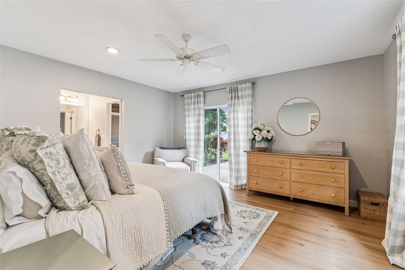 CLAIR MEL SUB - Residential