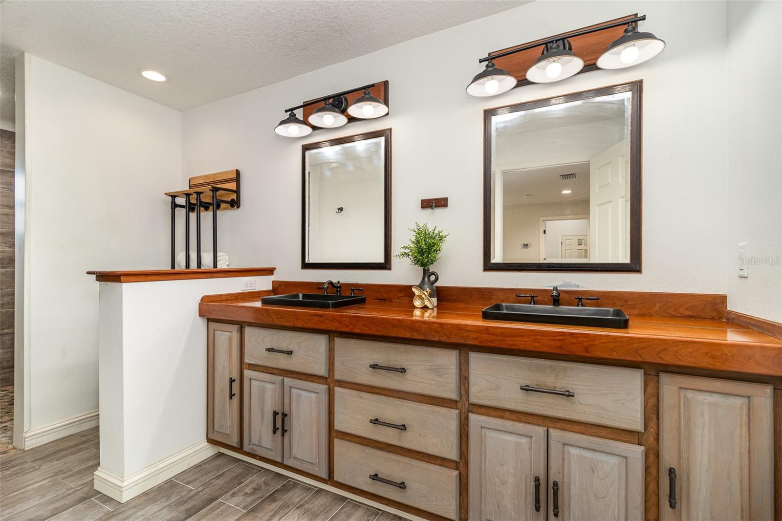 PORT MALABAR UNIT 19 - Residential