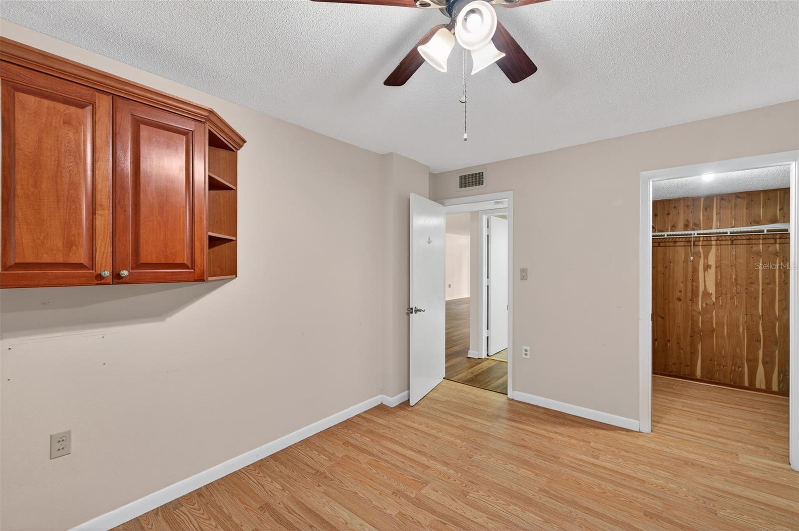 SEVILLE CONDO 4 - Residential