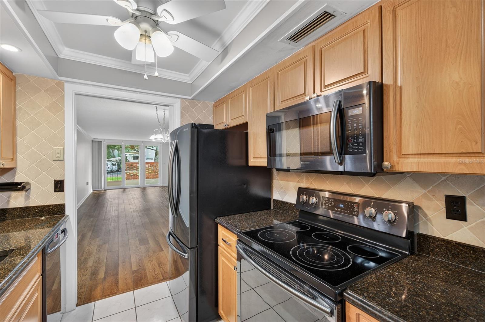 SEVILLE CONDO 4 - Residential