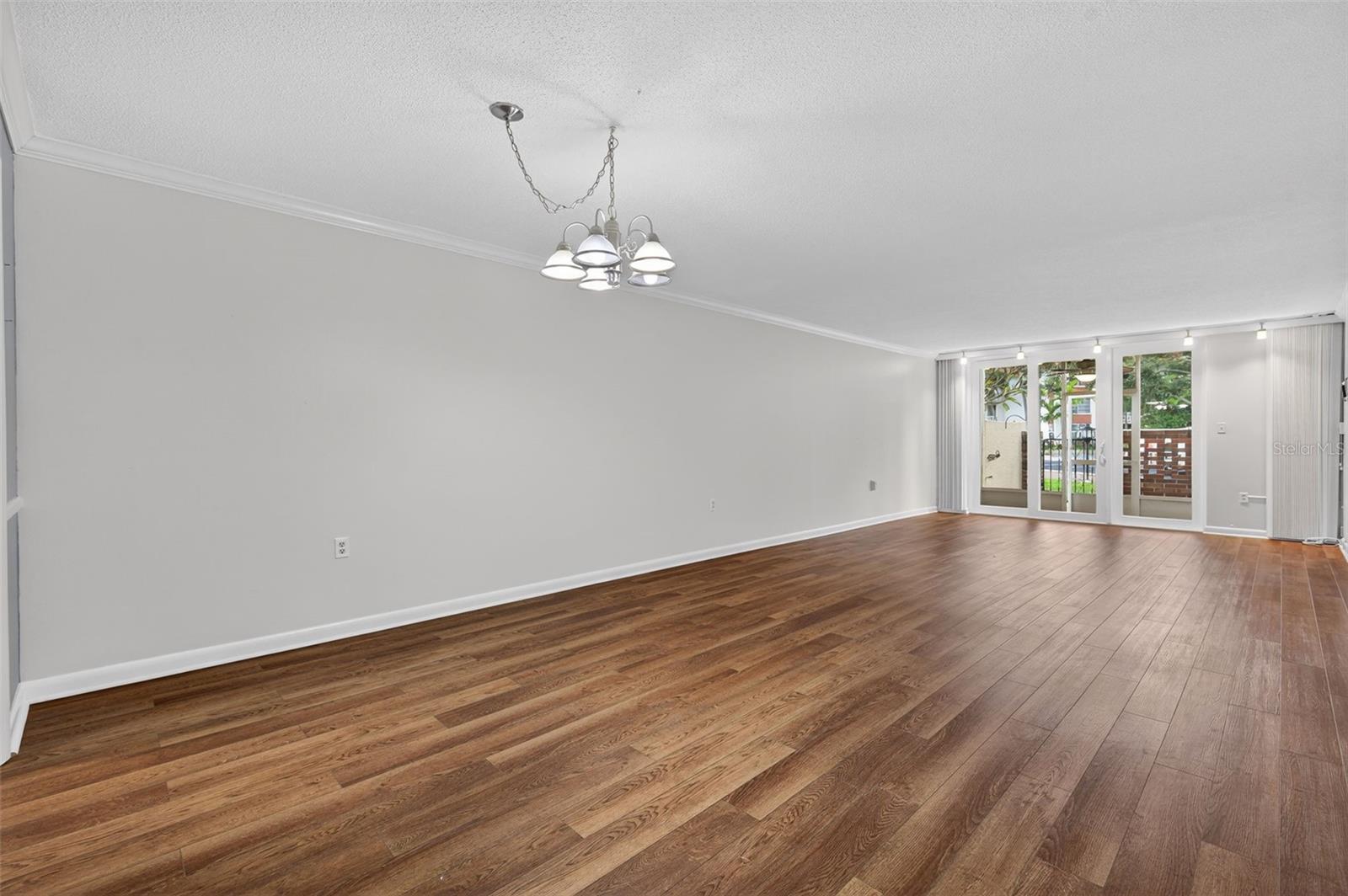 SEVILLE CONDO 4 - Residential