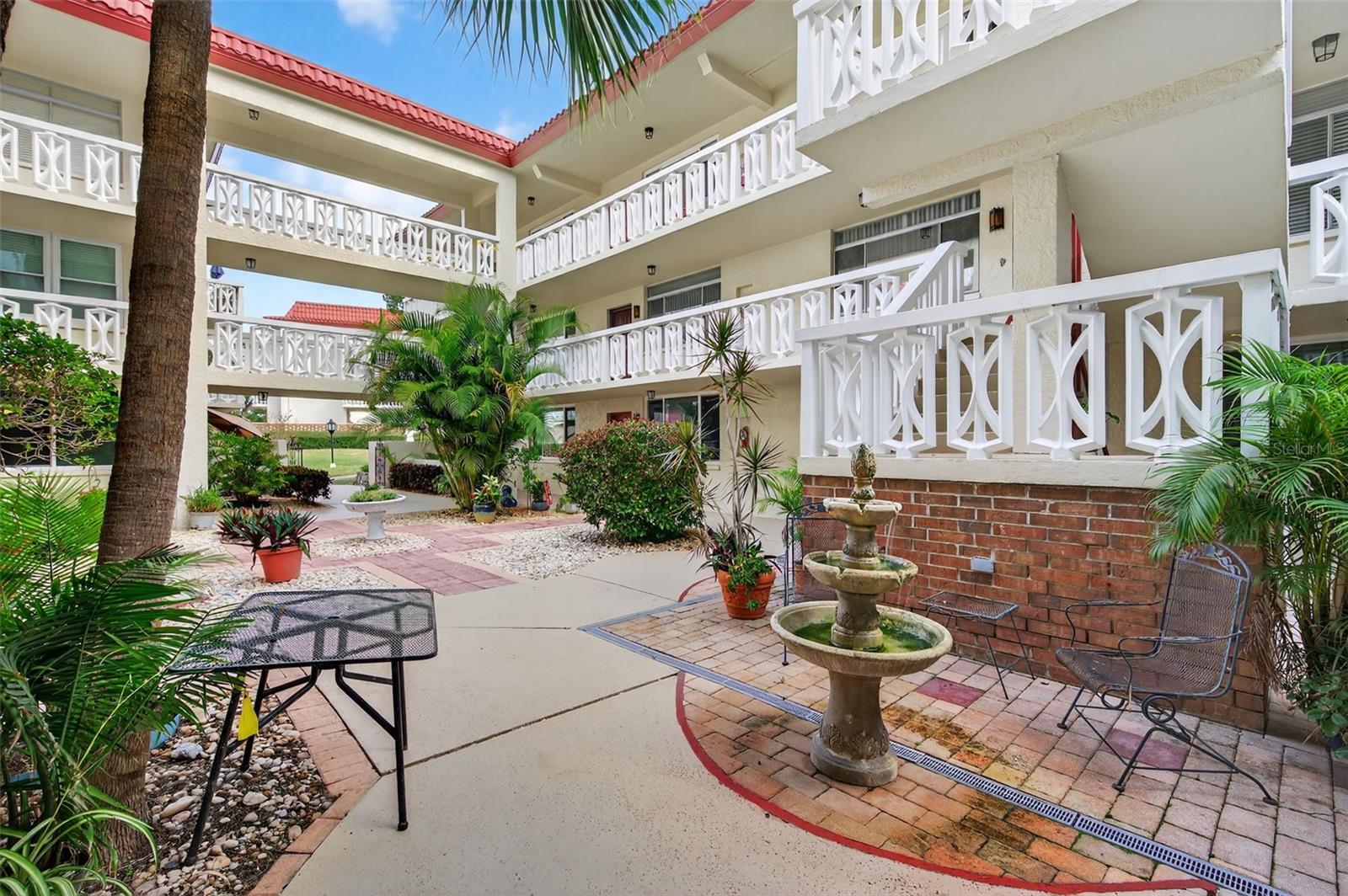 SEVILLE CONDO 4 - Residential