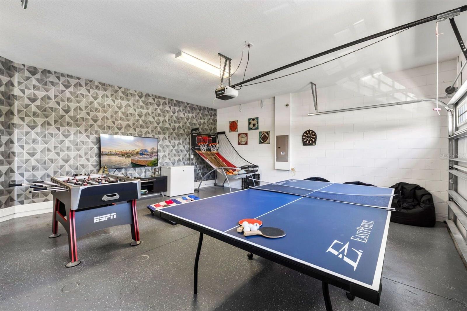 REUNION WEST PH 4 - Residential