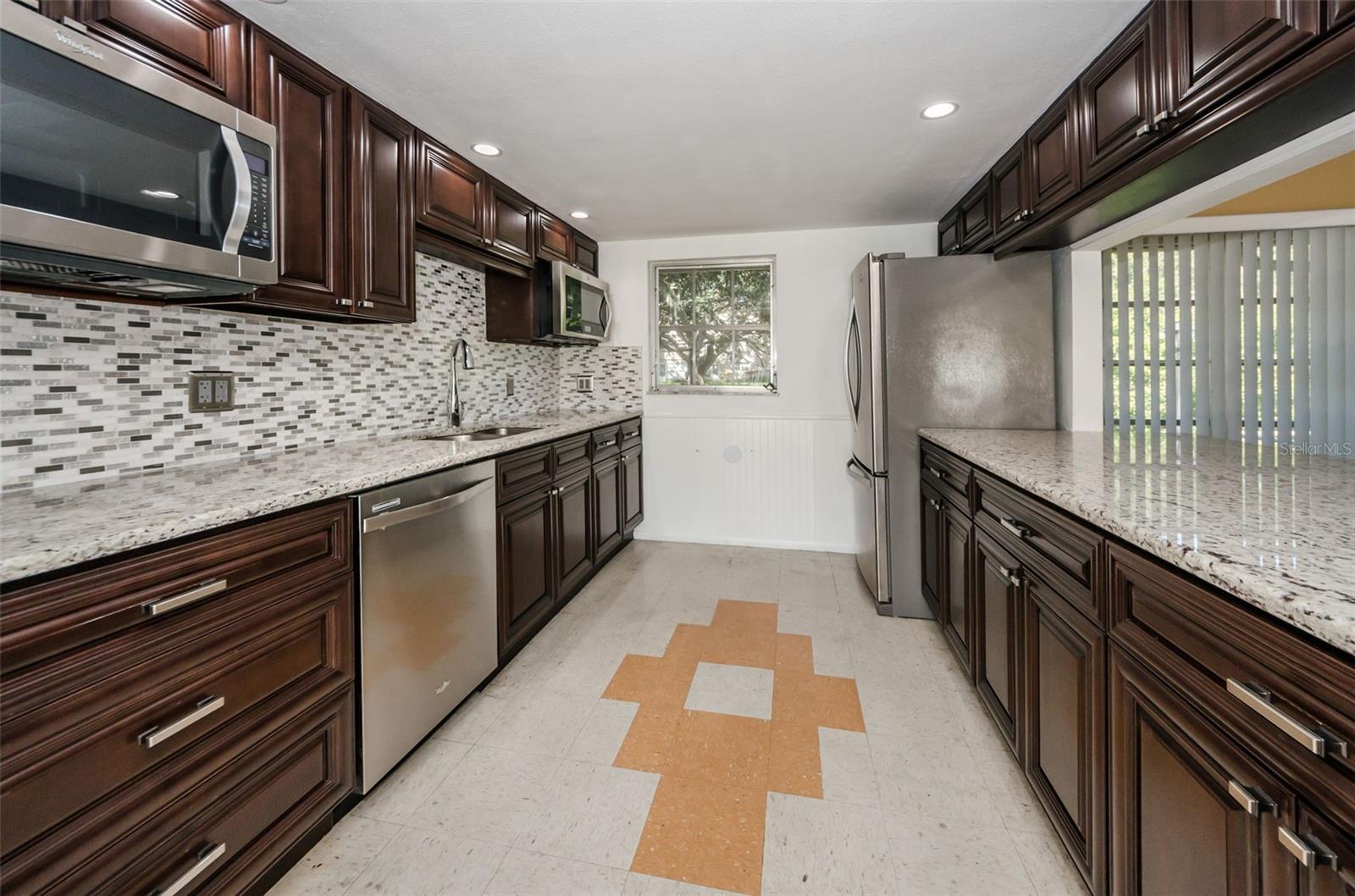 HEATHER LAKE APTS CONDO - Residential Lease