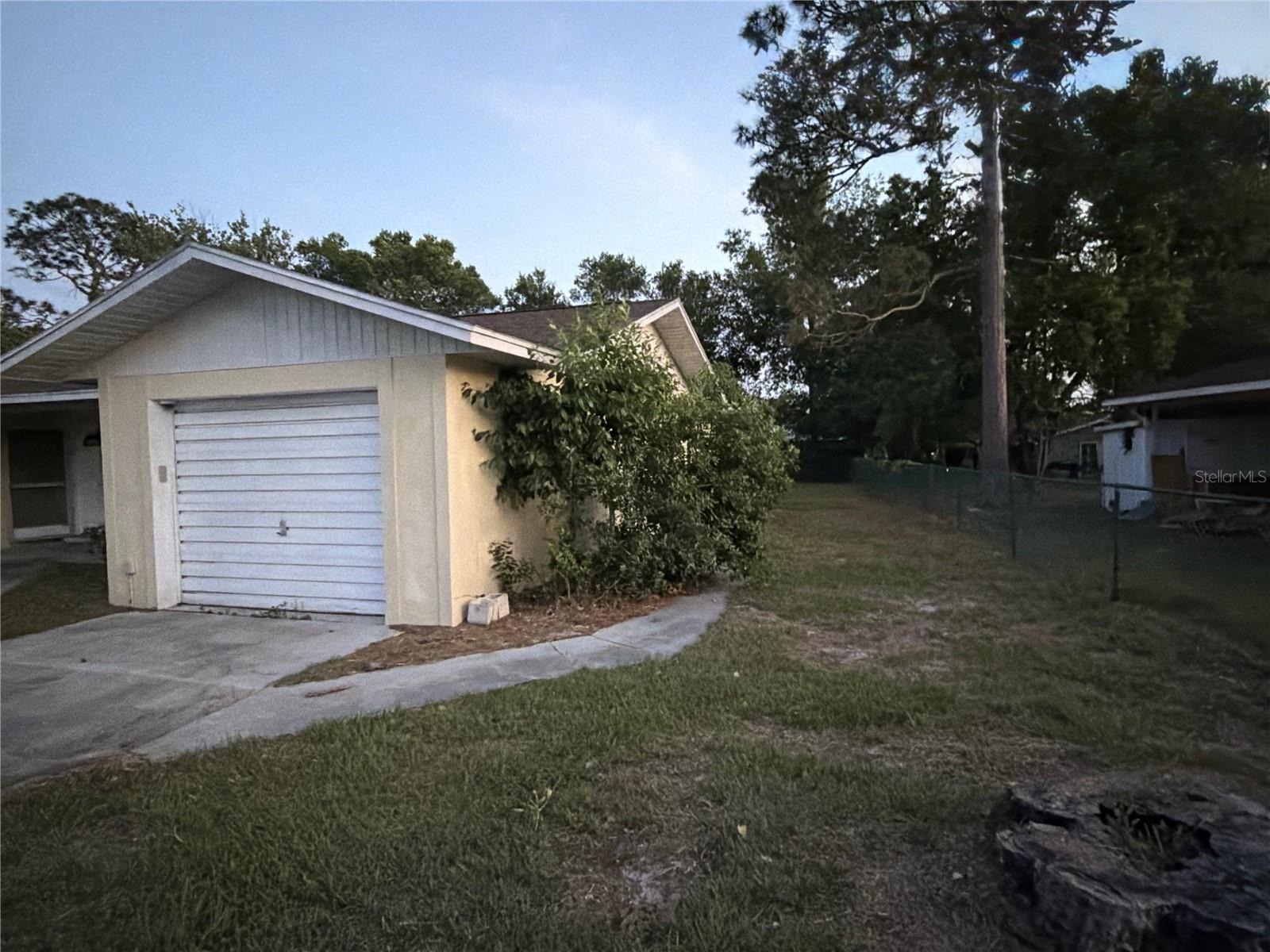 SILVER SPGS SHORES UN 47 - Residential