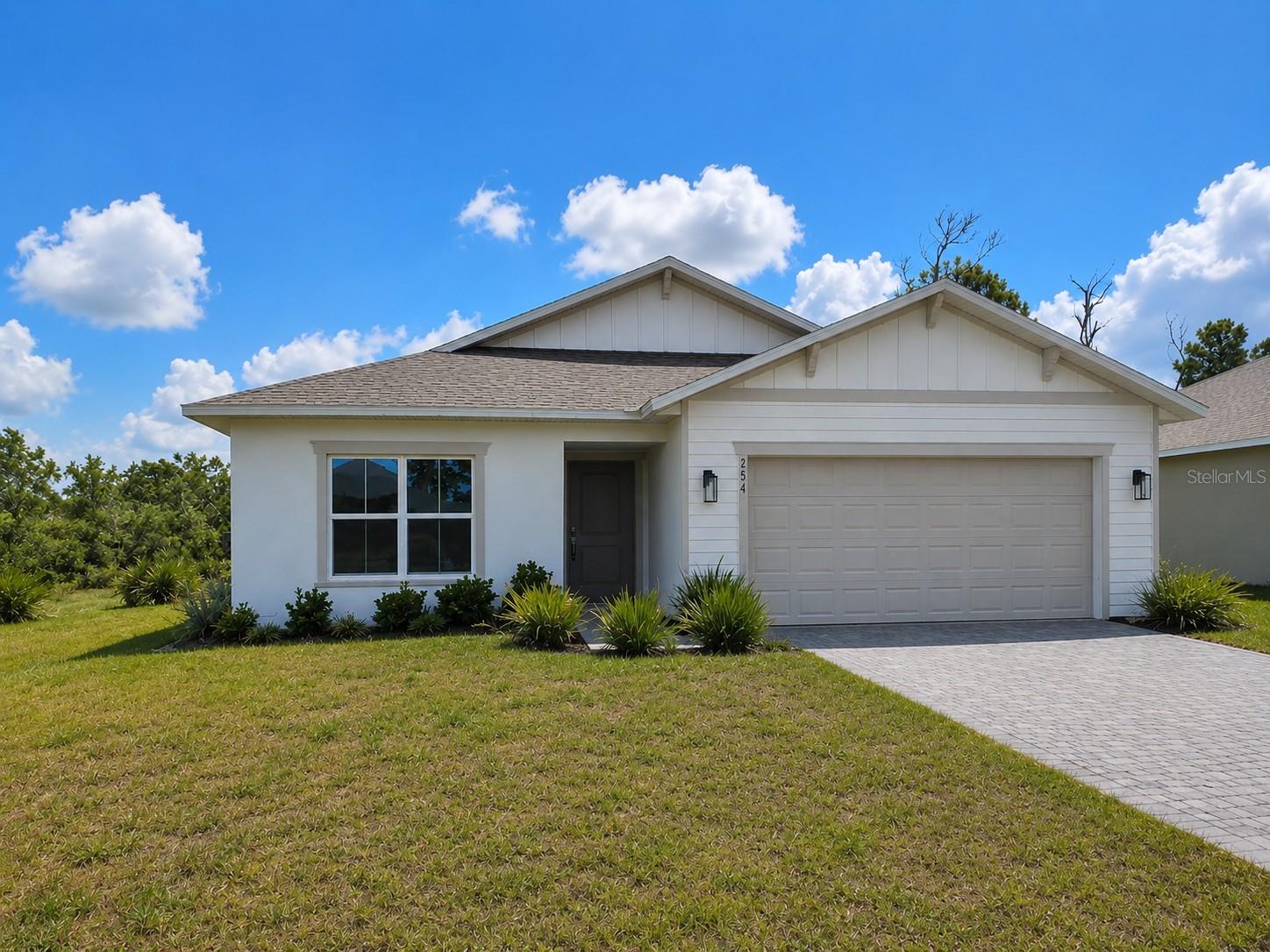 ROTONAD LAKES - Residential