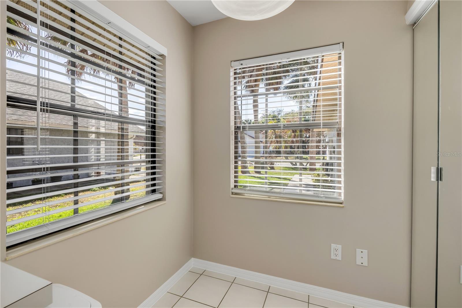 SHALLOWBROOK AT DUNLAWTON HILLS PH 01 - Residential