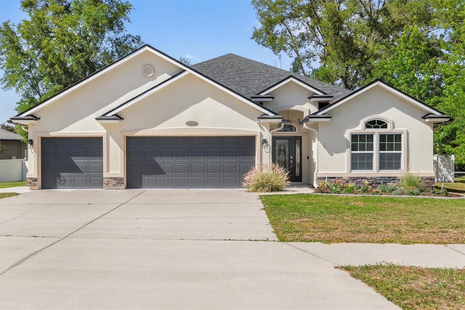 2645 CODY DRIVE