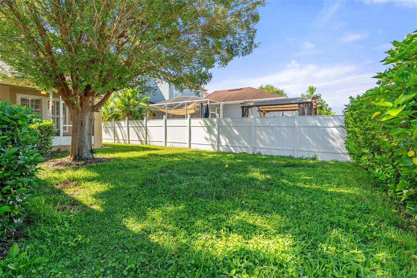 6913 BEARGRASS ROAD