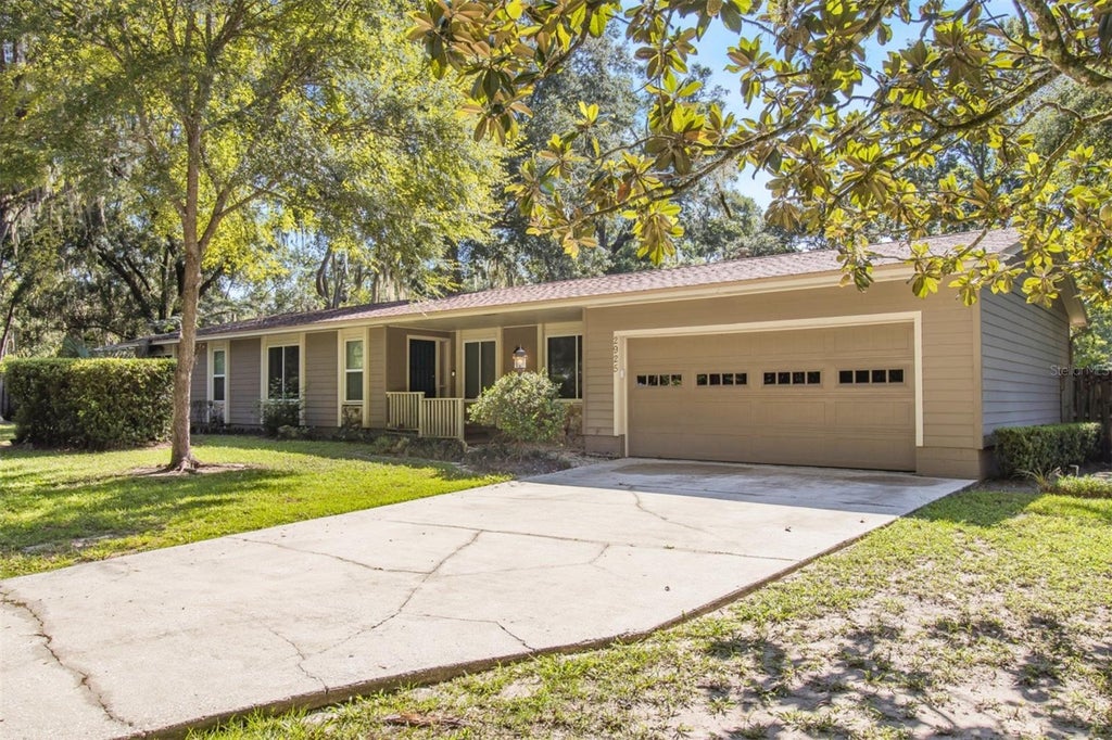 Photo of 2925 NW 31st Terrace, Gainesville, FL 32605 (MLS # GC542353)