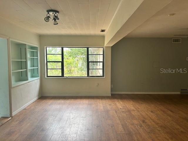 3901 IBIS DRIVE