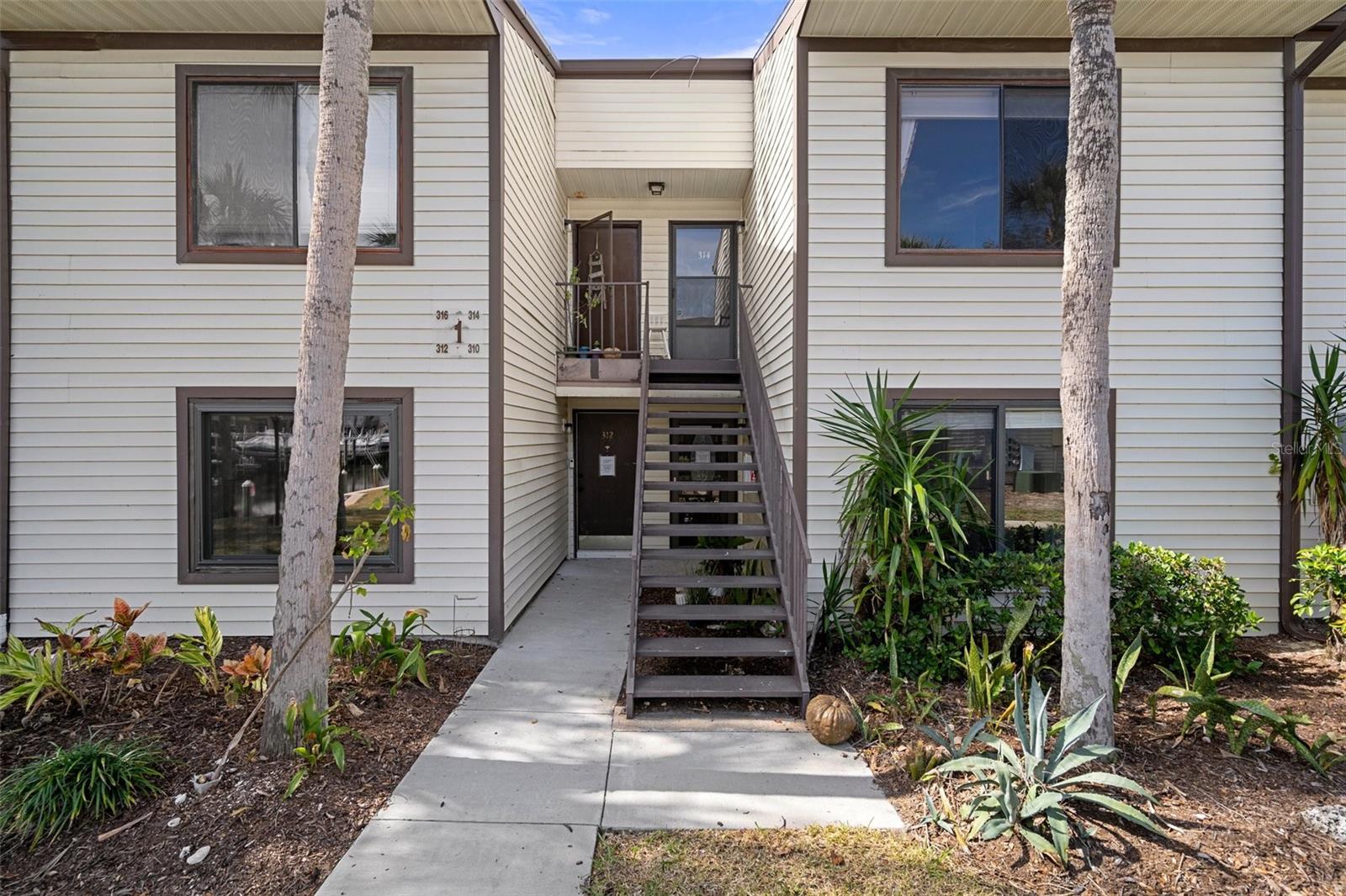 314 MOORINGS COVE DRIVE