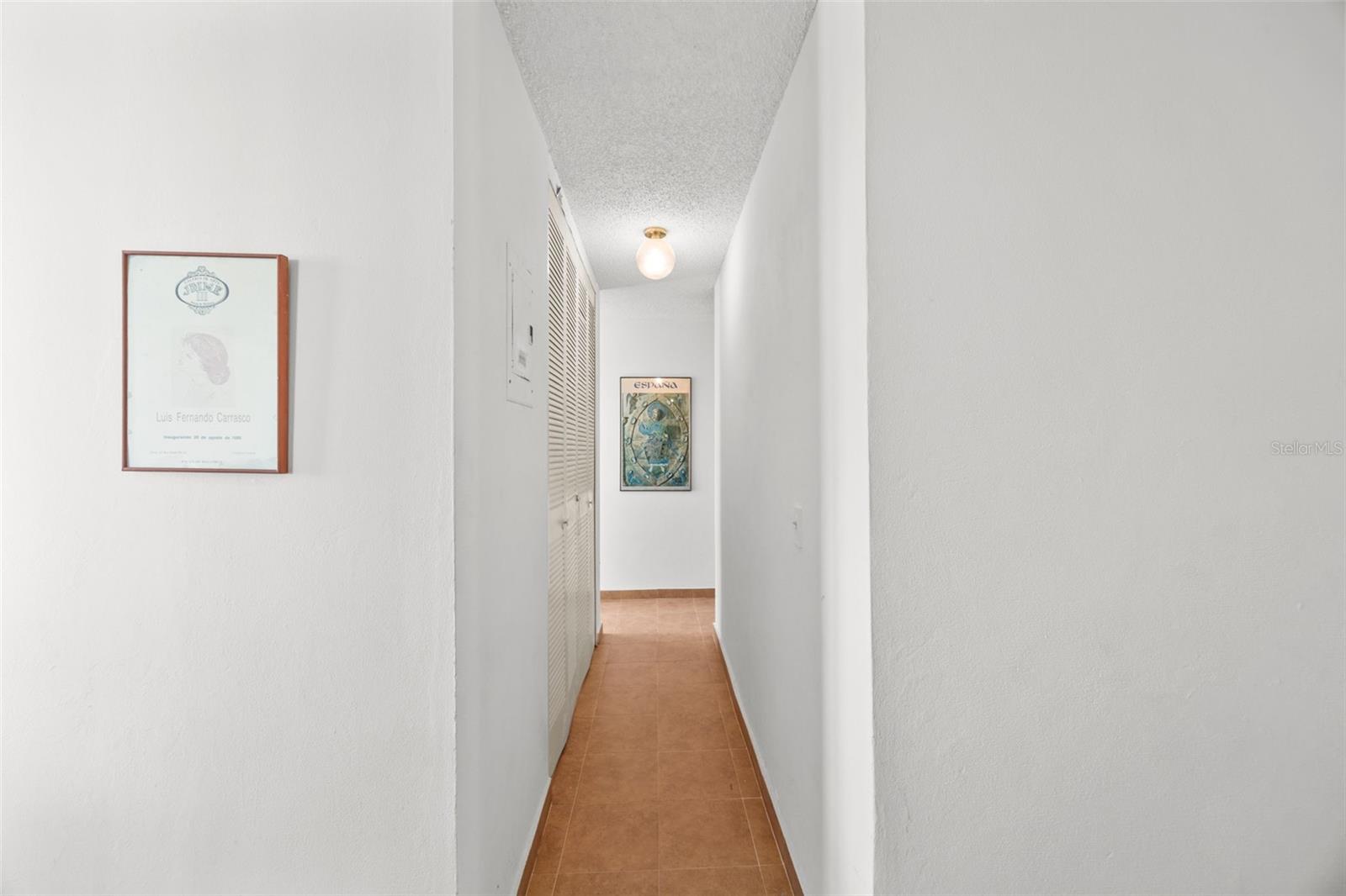 SANDY HILLS - Residential