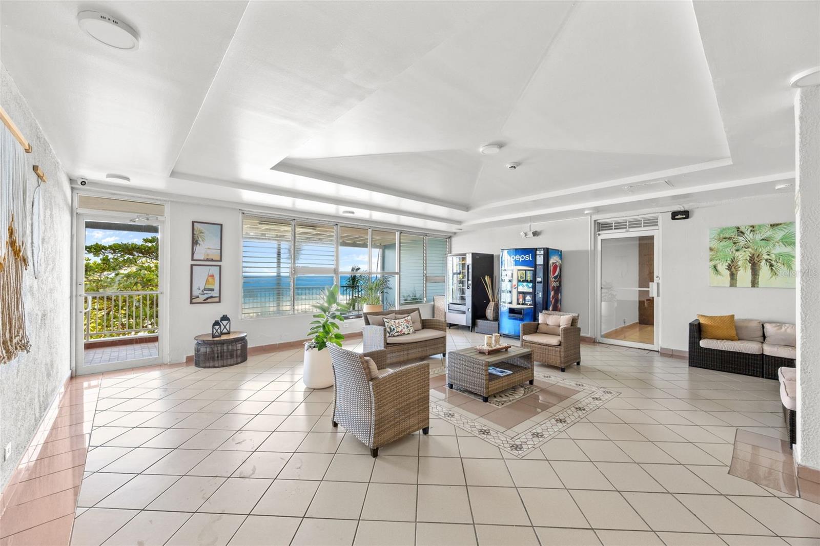 SANDY HILLS - Residential