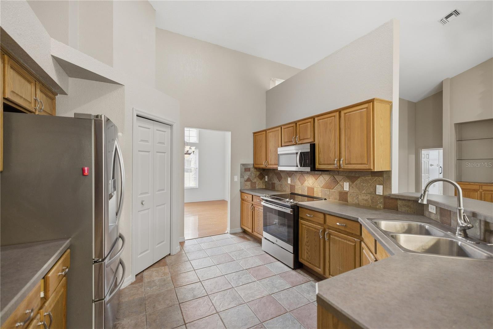 AVONDALE - Residential