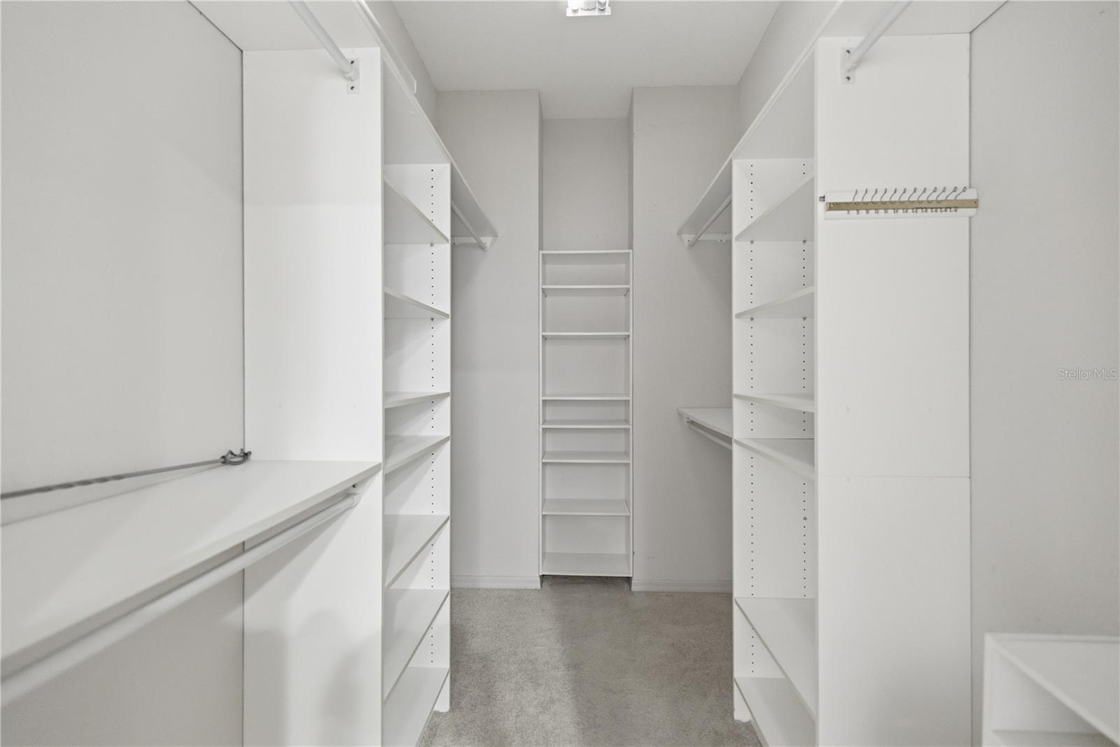 AVONDALE - Residential